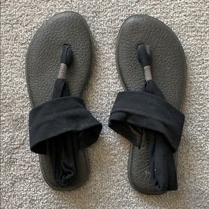 Sanuk sandals